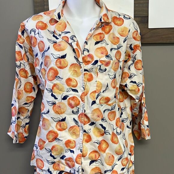 LOFT Sleep Peach Two Piece Set with Button Down Shirt and Pull On Shorts- Small - Picture 4 of 15